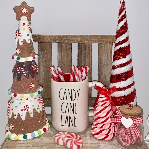 Rae Dunn Holiday Candy Cane Lane Mug - Picture 1 of 2